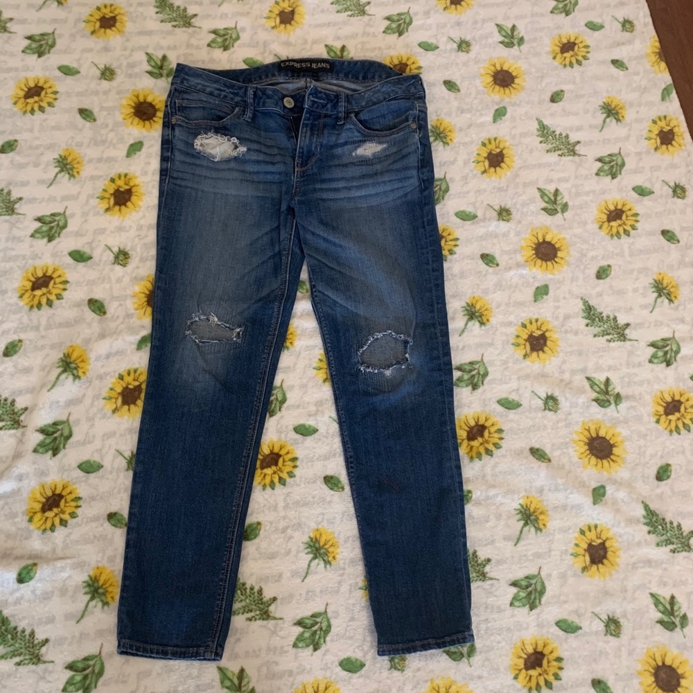 Express distressed women jeans